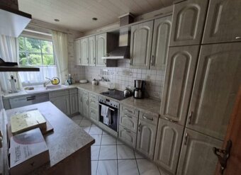 Venkovská vestavěná kuchyně se spotřebiči,5576 - 4