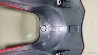 horní kryt palivové nádrže Suzuki GSX-S1000, - 4