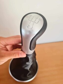 Radiaca páka pre ŠKODA FABIA 2 - 4