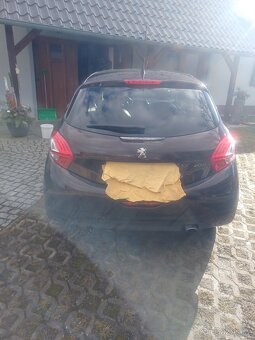 Peugeot 208 1,6/88 kW - 4
