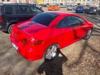 Peugeot 307cc 2.0 benzín 103 kW - 4