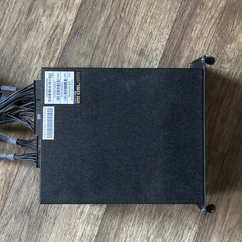 Modulární zdroj EVGA SuperNOVA 750 G2 (80 PLUS Gold - 4