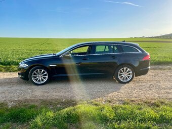 Jaguar XF 2.2D 147kW - pár chyb - 4