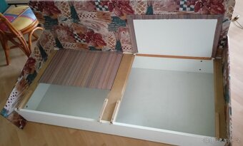 Rozkládací pohovka s úložným prostorem - 4