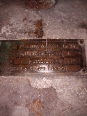 Historický velký elektromotor na vozíku i vyměním. - 4