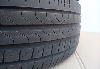 255/45 R20 105W - 4