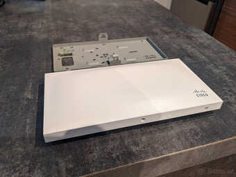 Cisco Meraki MX67 + MS120 + MR33 - 4