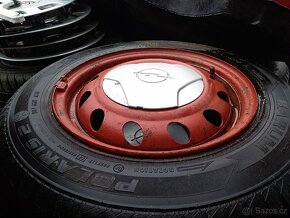 Zimní Barum 145 80 13 s diskem Opel Corsa - 4