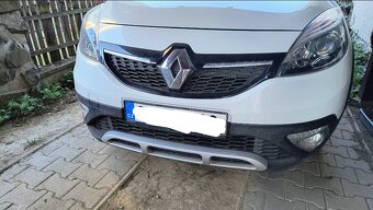 Renault Scenic 2013 - Přední nárazník - 4