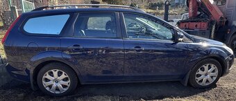 Ford Focus - 4
