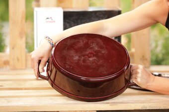 STAUB litinový hrnec oválný 33 cm 6,6 ltr - 4