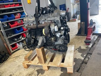 Motor Mercedes ML270 - 4