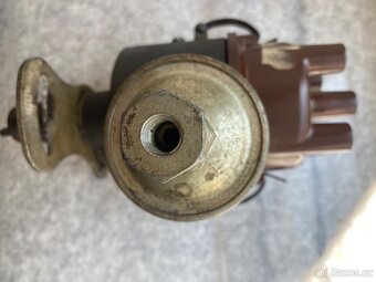 Rozdělovač volha gaz 21 - 4