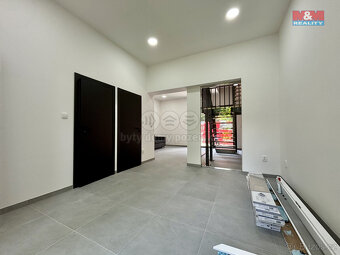 Pronájem obchod a služby, 50 m², Ostrava, ul. Poděbradova - 4