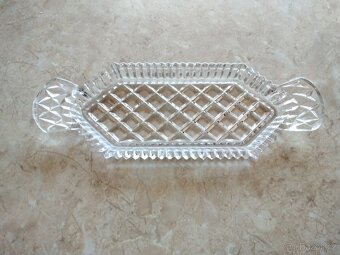 PRODÁM SKLENĚNÝ TÁCEK - 4