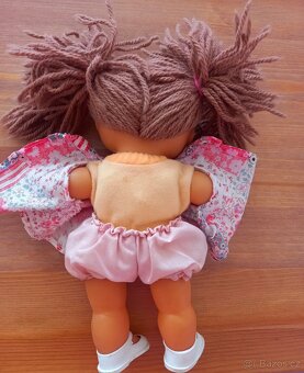 Mrkací panenka - látkové tělíčko a vlásky - 4