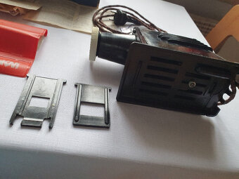 Dětský diaprojektor a příslušenství - 4