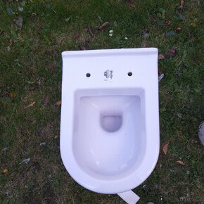 Závěsný záchod - 4