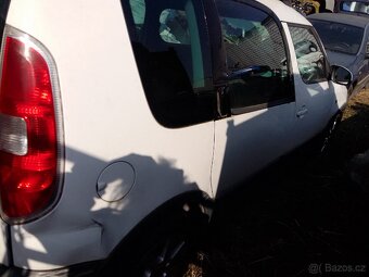 Škoda Roomster Scout 2007 - 4