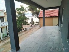 Apartmány 3kk+terasa, výhled, 50m od moře Chorvatsko - 4