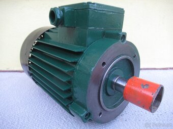 Přírubový elektromotor 380V.1,5kw-1410ot.nejen na DARLING. - 4