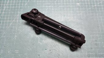 SRC plastový carry handle M4 - 4