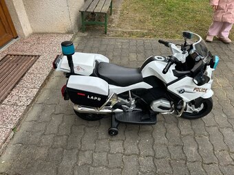 Policejní motorka BMW - 4