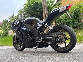 Kawasaki Zx10R Ninja 2006 - 4