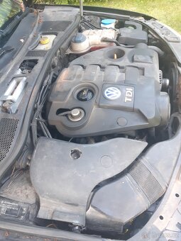 Volkswagen passat variant 1,9 TDI 96 kw, r.v. 2004 - 4