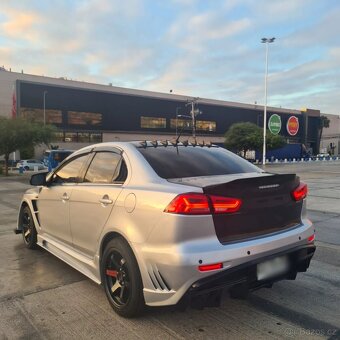 Zadní narazník Varis V2 - Lancer/Evo - 4