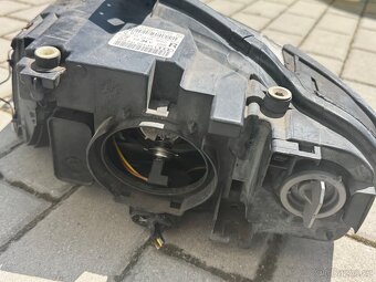 přední světlomety Audi A4 B7 (pravý + levý) - 4