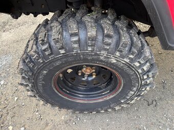 Pneu 255/85 R16 - 4