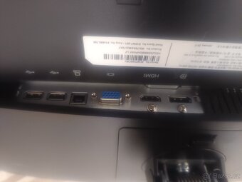 Prodám dva monitory z23 - 23 palců i samostatně - 4