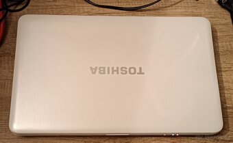 Toshiba Satellite C855-148 - 4