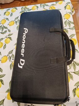 Mixážní pult Pioneer DJ DDJ-REV1 - 4