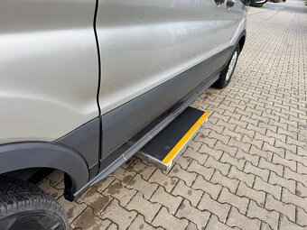 Ford transit bus 9 míst - 4