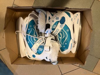 Dívčí nastavitelné brusle - 4