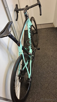 Bianchi Oltre3 Disc Di2 - 4