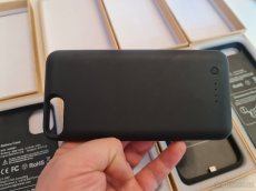 Kryt s přídavnou baterií pro Iphone - nové - 4