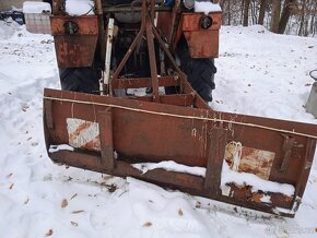 Sněhová radlice za traktor - 4
