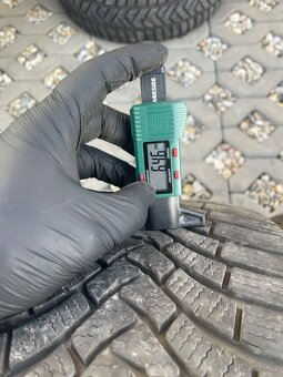 Zimní pneu 235/50/18 - 4