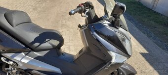 Prodám skutr Sym 125 gts i - 4