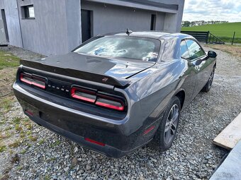Dodge challenger 3.6 4x4 2019r - 4