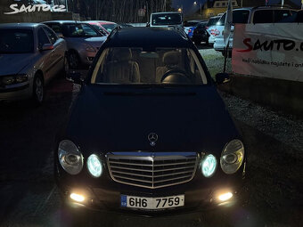 Mercedes-Benz Třídy E, MANUÁL,SKVĚLÝ STAV,XENONY - 4