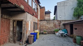Dům 4 bytové jednotky Červený Kostelec - 4
