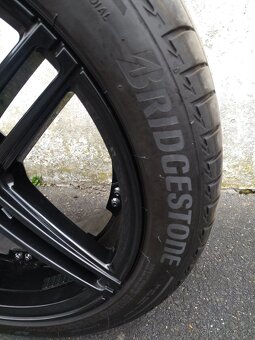 Prodém sadu alu kol + letní pneu Bridgestone 225/45 R 18 - 4