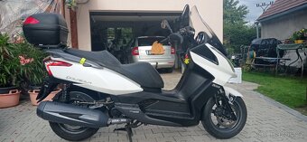 Kymco 300 i ABS - 4