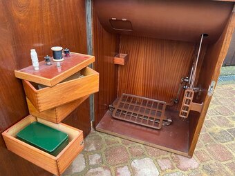 Prodám funkční zachovaly šicí stroj Minerva - 4