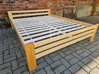 Masivní borovicová postel 180x200 s roštem - 4