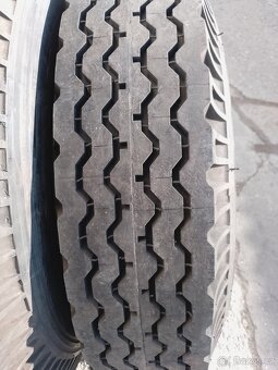 Pneu tatra,liaz,vlek,vlečka 12,00-20 Barum,16 PR,V-1 - 4